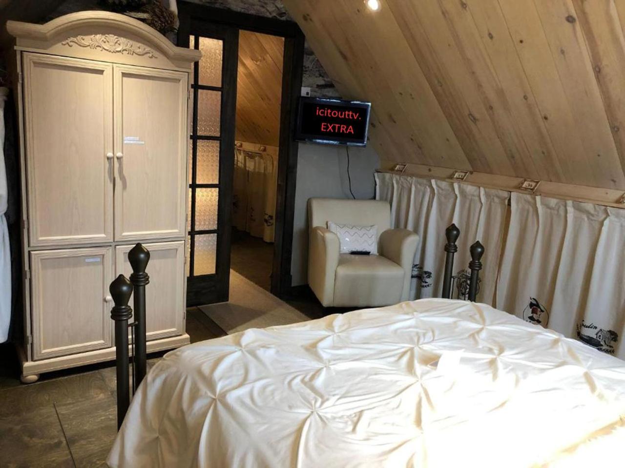 Appartement Champetre แซเกอเนย์ ภายนอก รูปภาพ